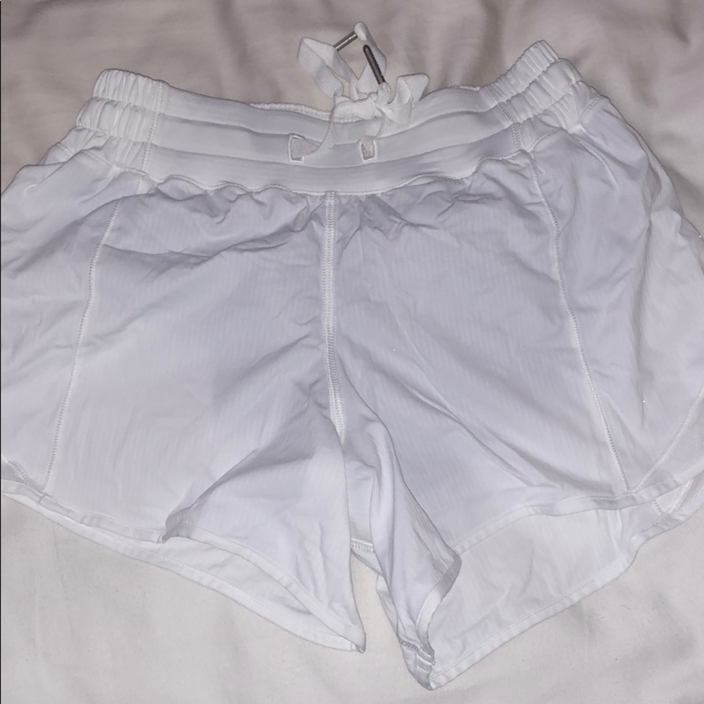 BRAND NWOT LULULEMON HOTTY HOT SHORTS